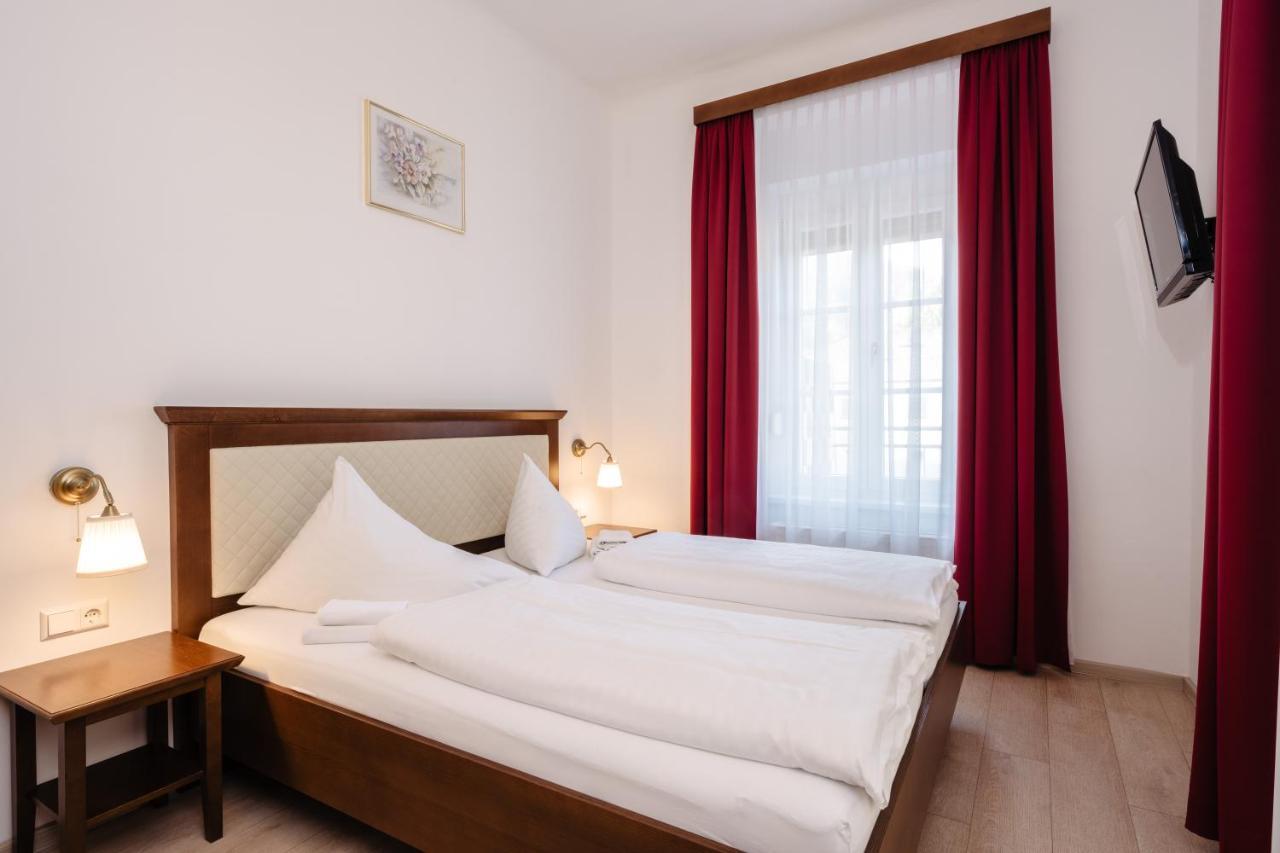 Landhotel Freitag Sankt Paul im Lavanttal Room photo